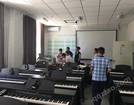 XRHT-002山东智能钢琴房 智慧钢琴教学系统 数字化智能钢琴教室系统